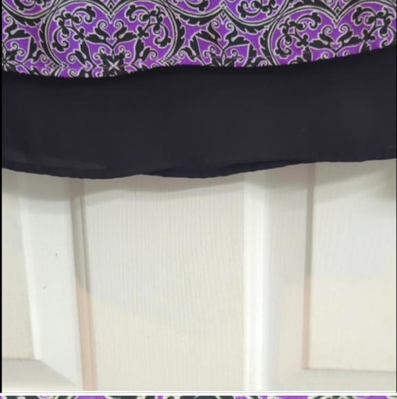 Summer Top purple black print sleeveless Casual to dressy Lightweight top - Picture 6 of 11